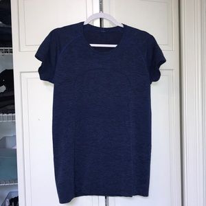 Lululemon Swiftly Tech Short Sleeve Size 12